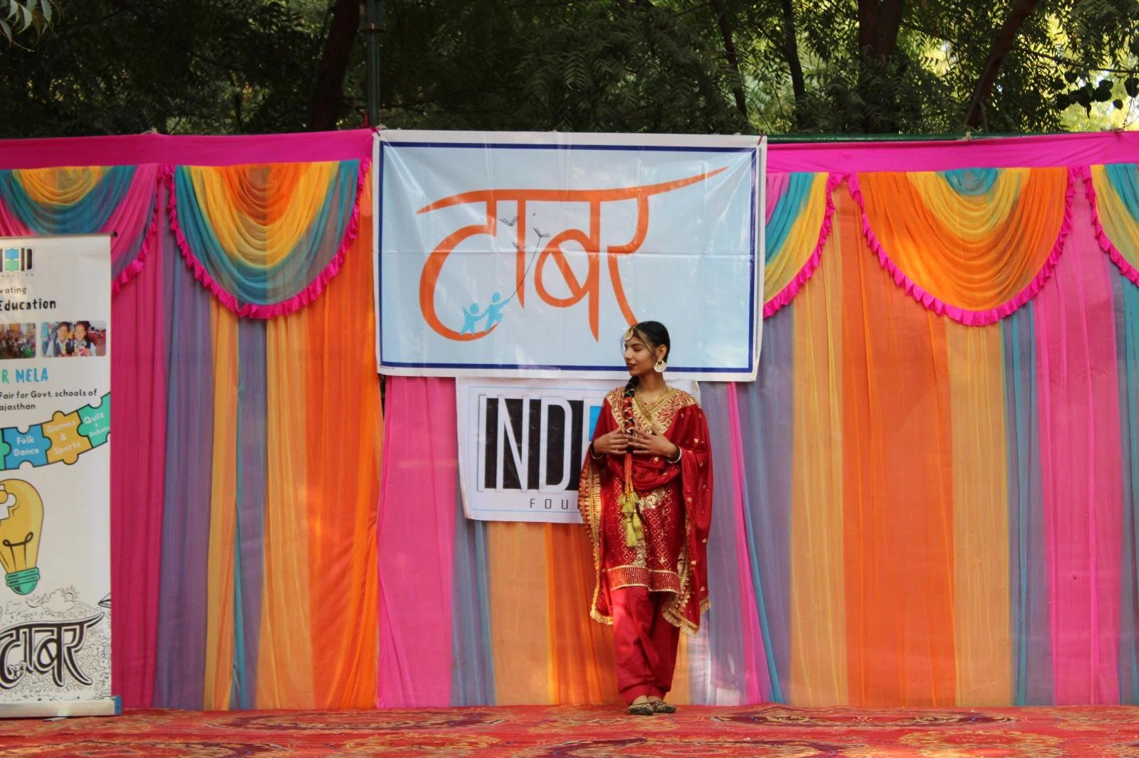 A student performing on the Taabar stage